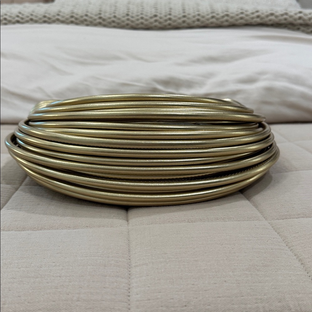 Gold Handbag - Picture 11 of 12
